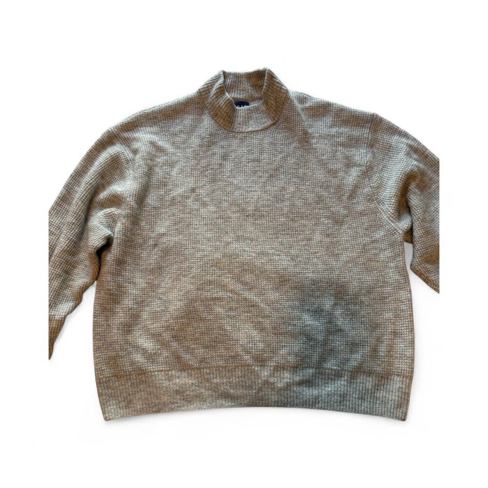 Woman’s GAP Pullover Sweater XL